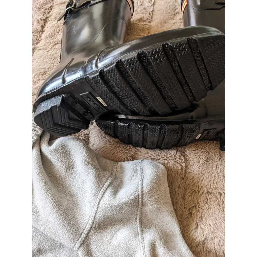Hunter Original Rain Boots & Fleece CableKnit Cuff Boot Socks Set Black Greige 8